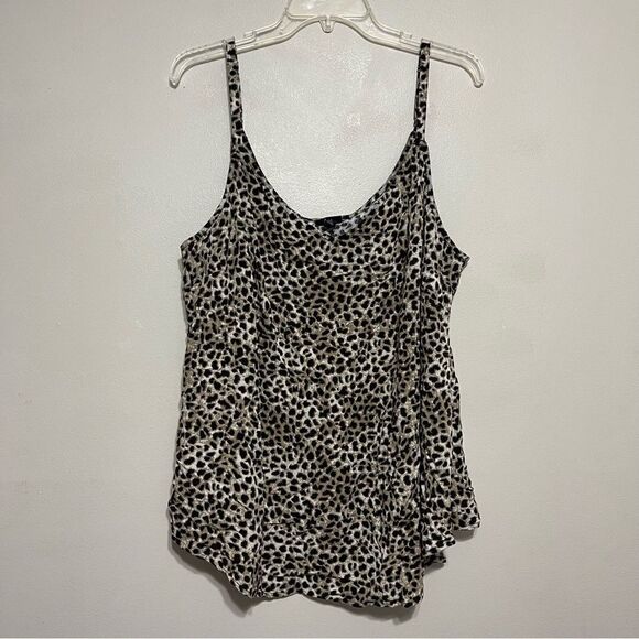 Torrid Ava Stretch Challis Cami Chee Leopard Size 4 (4X) - Picture 5 of 9
